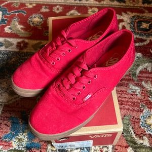 Red w/Gum sole Lo Pro Skater Vans